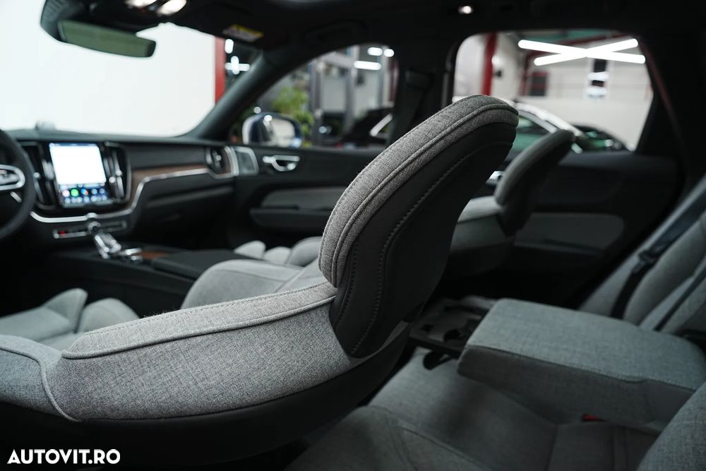 Volvo XC 60 T8 AWD Recharge Geartronic Inscription - 33