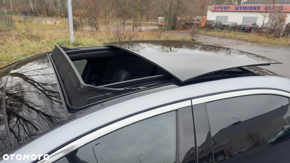 Mercedes-Benz Klasa E 300 d 4Matic 9G-TRONIC AMG Line - 11