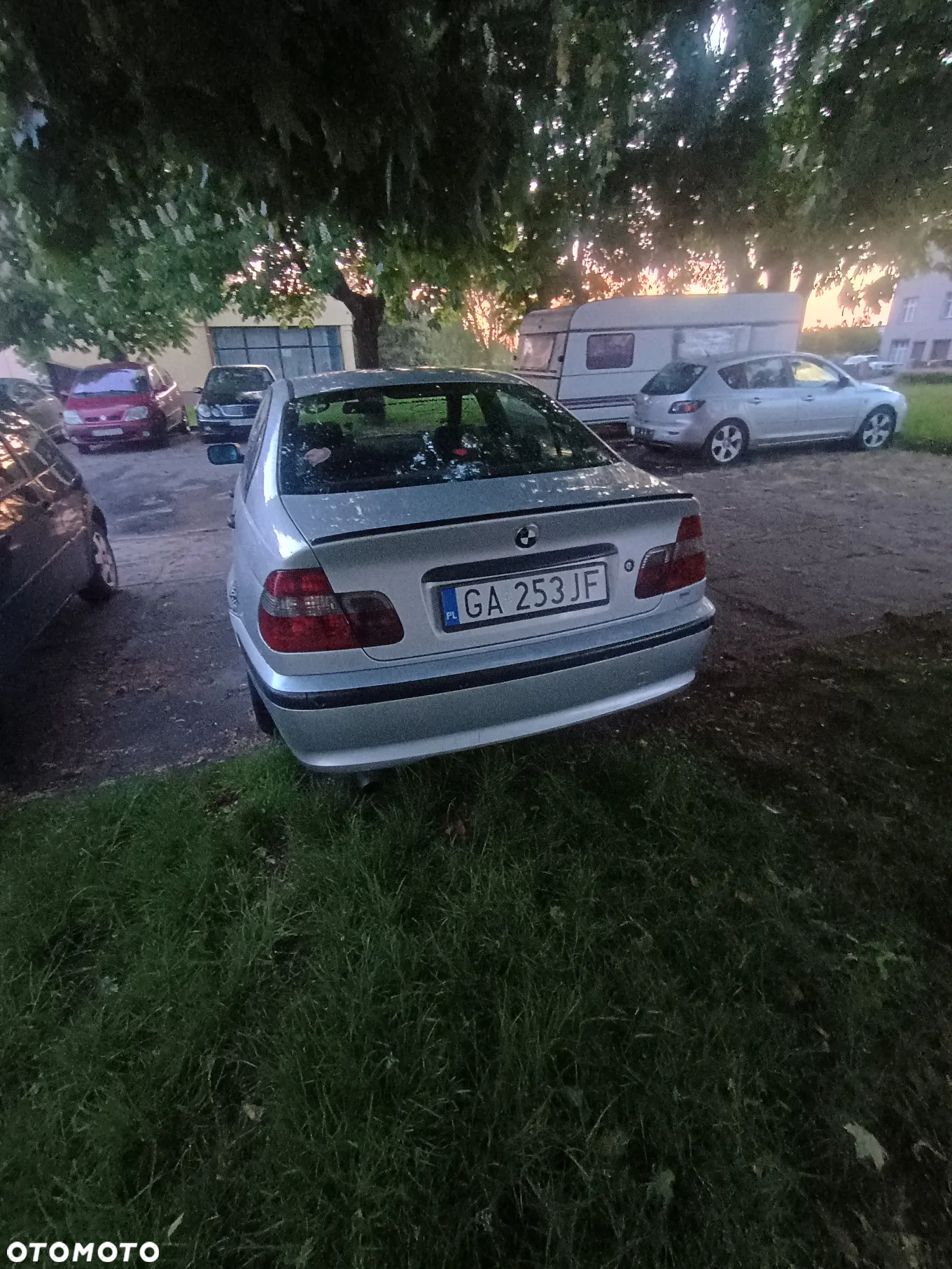 BMW Seria 3 318i - 14
