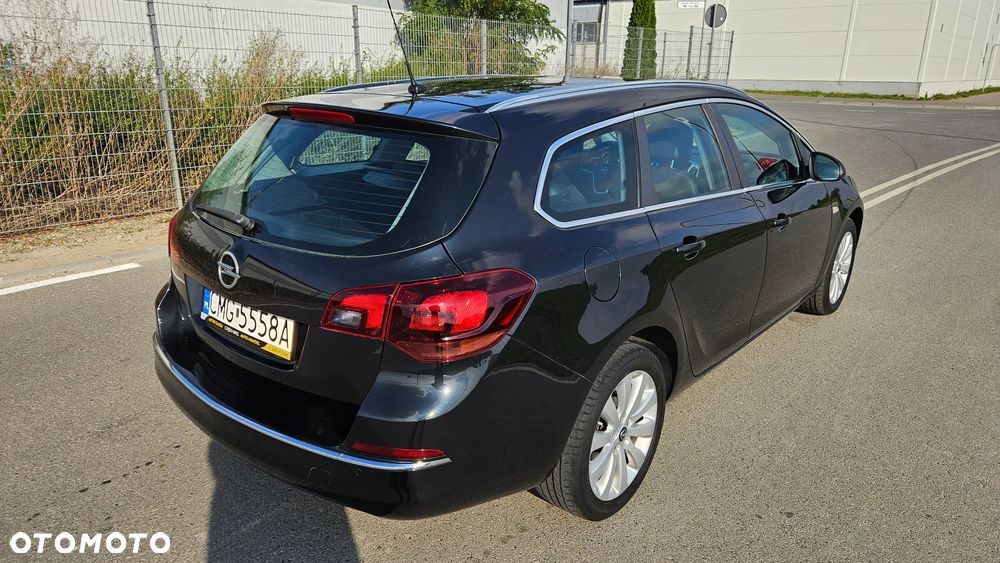 Opel Astra 1.4 Turbo Design Edition - 3