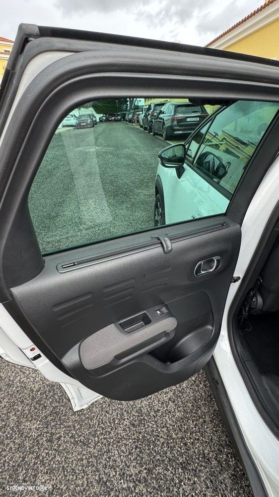 Citroën C3 Aircross 1.2 PureTech Shine EAT6 - 7