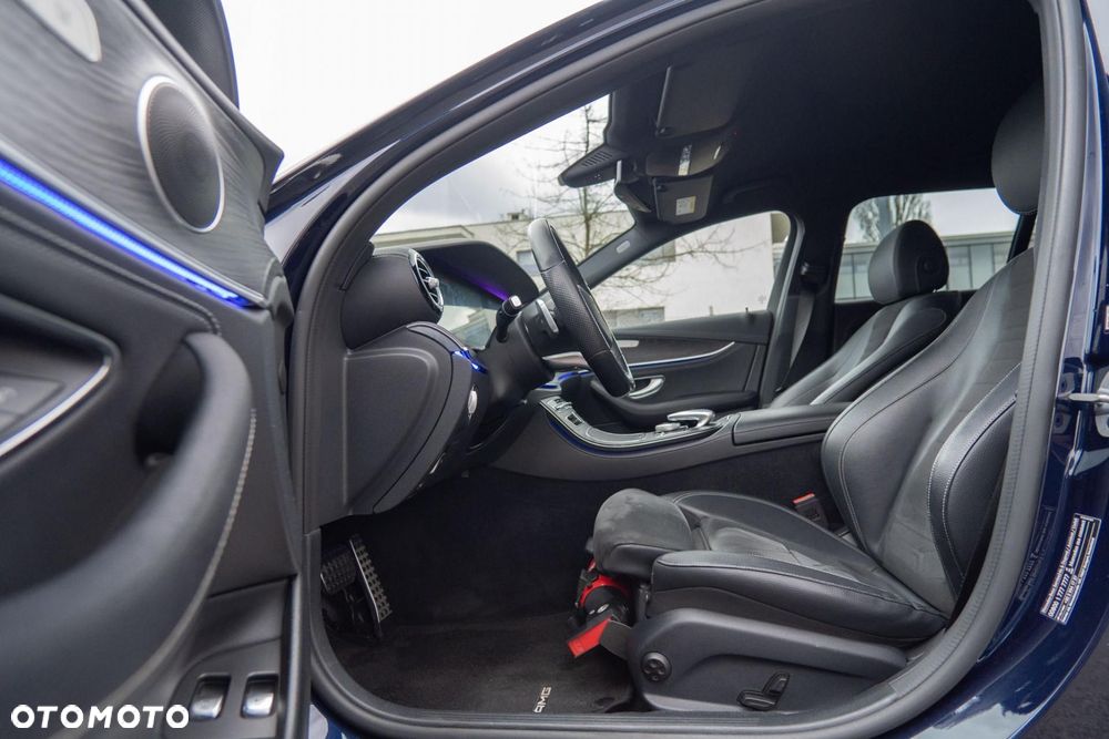 Mercedes-Benz Klasa E 220 d 4Matic 9G-TRONIC AMG Line - 14
