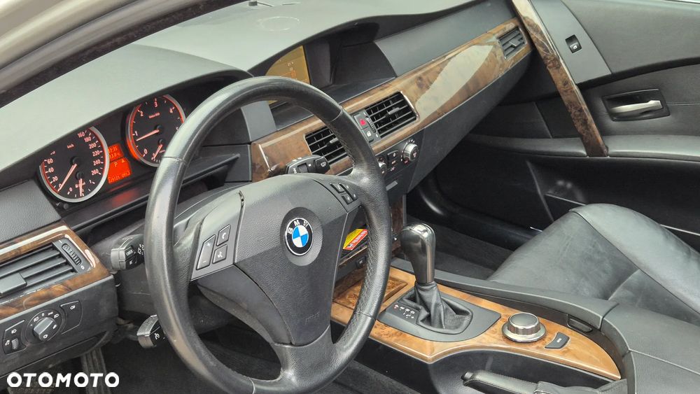 BMW Seria 5 520d Edition Fleet Exclusive - 26