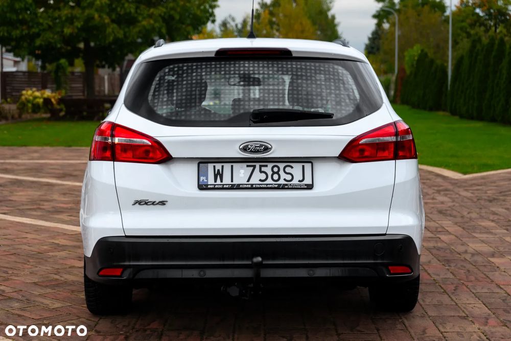 Ford Focus 1.5 TDCi DPF Start-Stopp-System Ambiente - 8