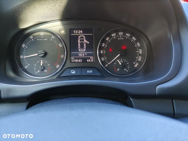 Skoda Fabia 1.2 HTP Active Green tec - 11