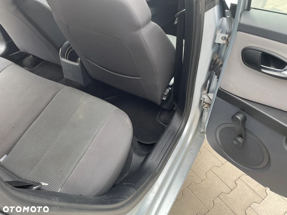 Seat Leon 1.6 Style - 12