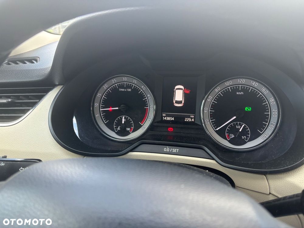 Skoda Octavia 2.0 TDI Style DSG - 15