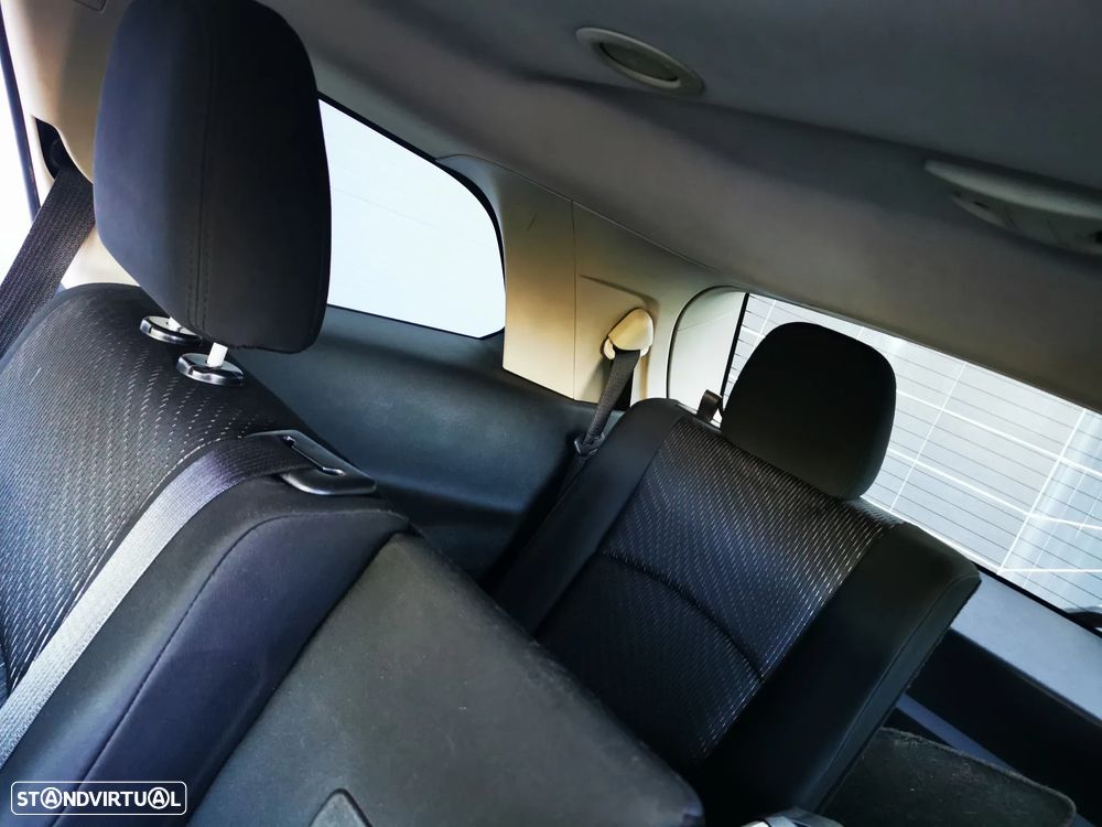 Fiat Freemont 2.0 M-Jet - 25