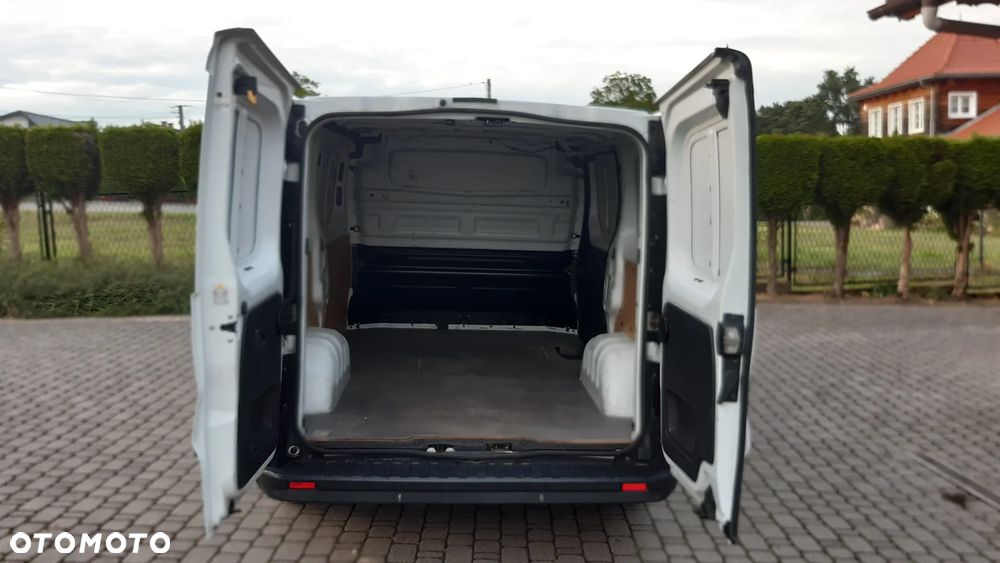 Renault Trafic - 26