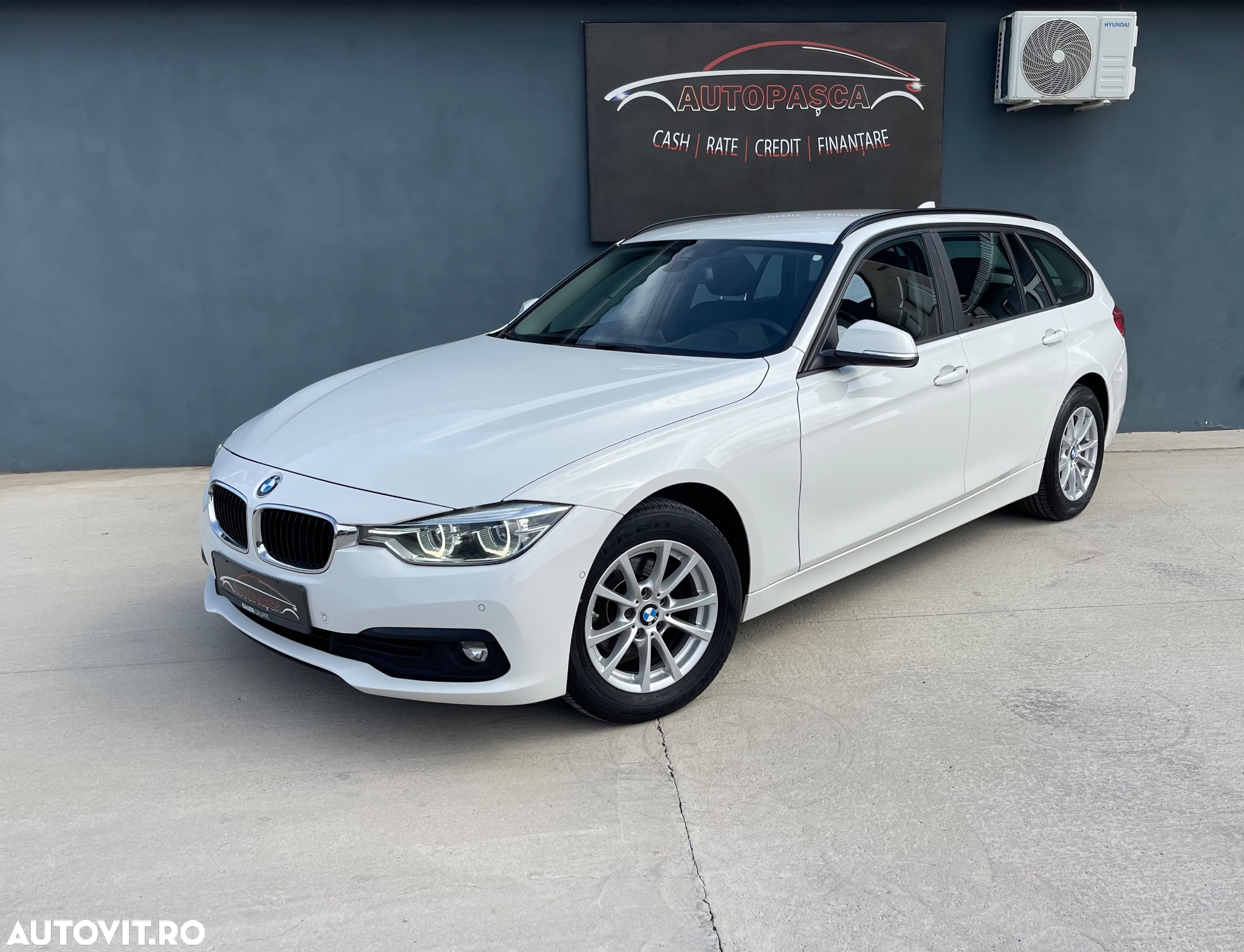 BMW Seria 3 318d Touring Aut. Advantage - 2