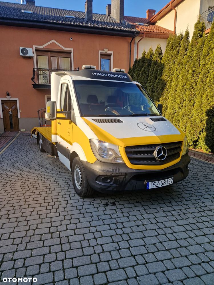 Mercedes-Benz Sprinter - 1