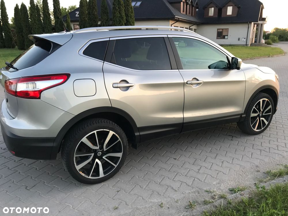 Nissan Qashqai 1.6 DCi 4x4 N-Connecta EU6 - 8