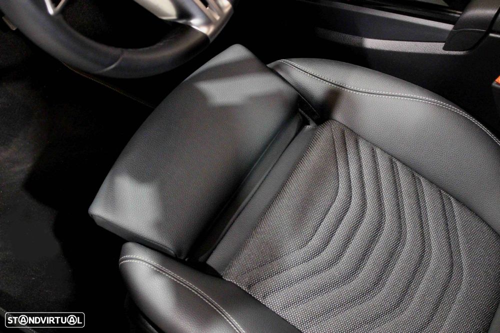 Mercedes-Benz A 250 e - 40