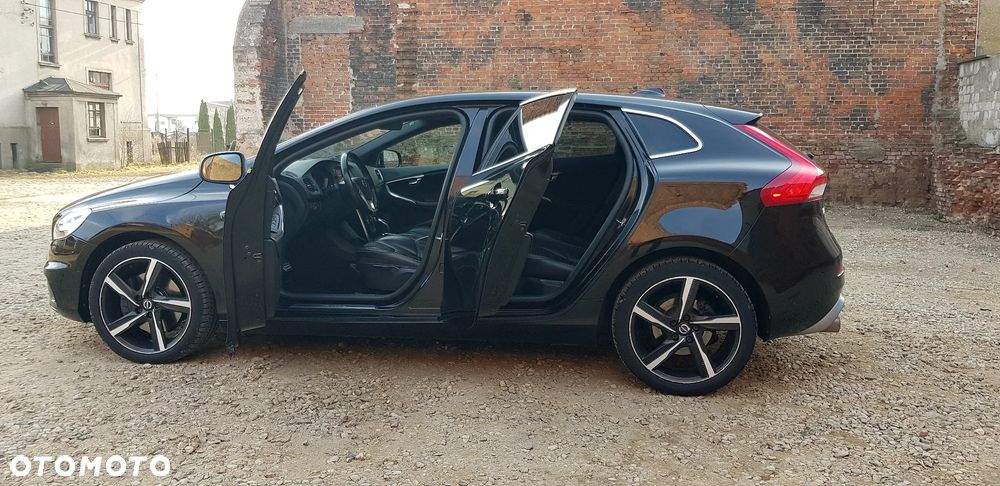 Volvo V40 D3 Geartronic RDesign - 12