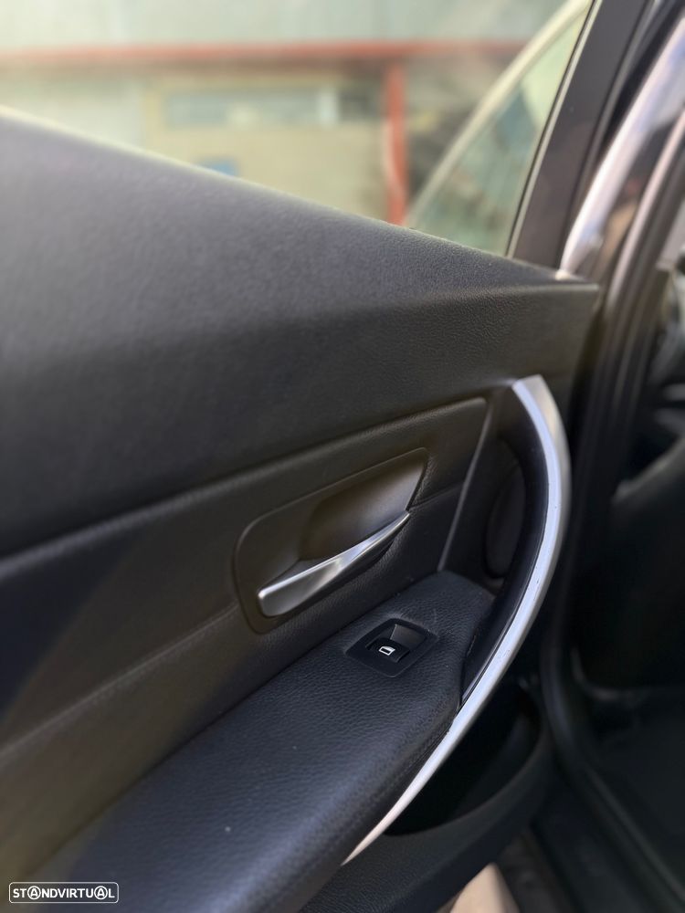 BMW 320 d Auto - 20
