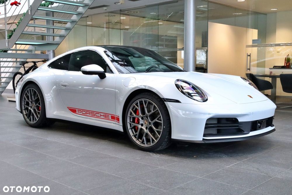 Porsche 911 - 4
