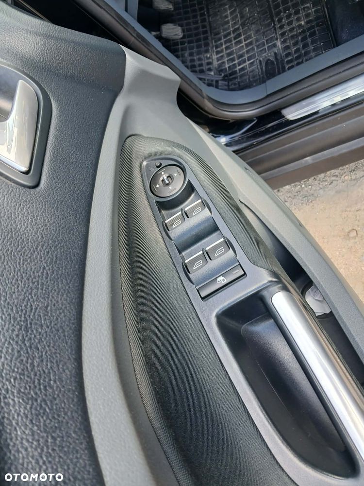 Ford C-MAX 1.6 TDCi Start-Stop-System Champions Edition - 8