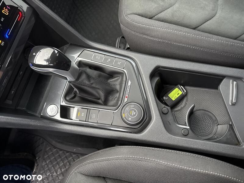 Volkswagen Tiguan Allspace - 17