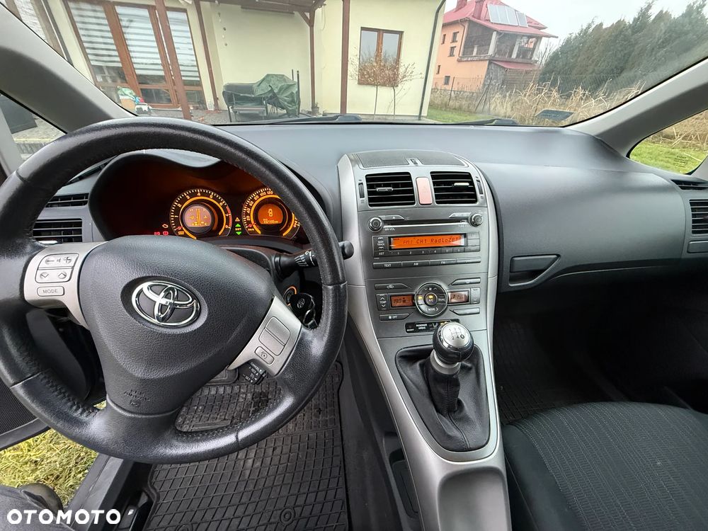 Toyota Auris 1.6 VVT-i Sol - 6