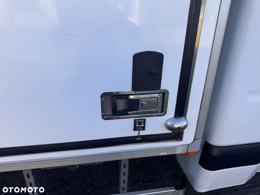 Mercedes-Benz Sprinter 319 V6 - 9