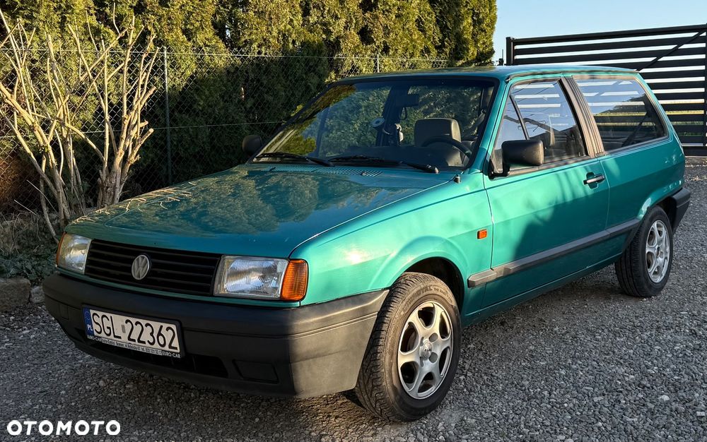 Volkswagen Polo 1.0 CL - 1