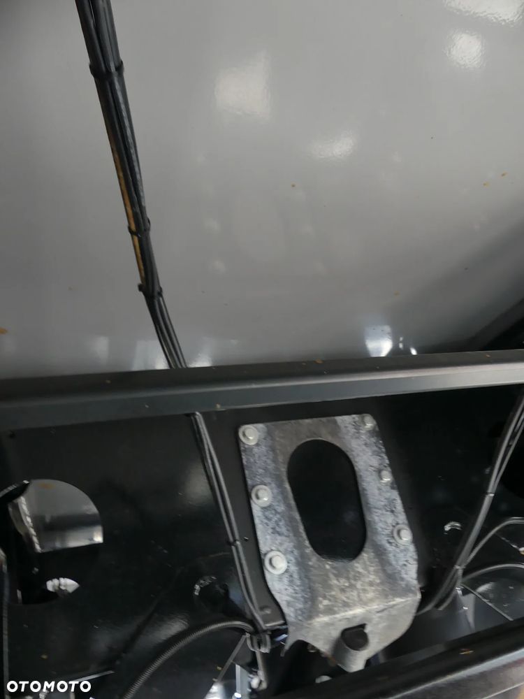 Meiller WYWROTKA STALOWA 26m3/ RYNNA / PRZEBIEG 130 TYS KM / - 29