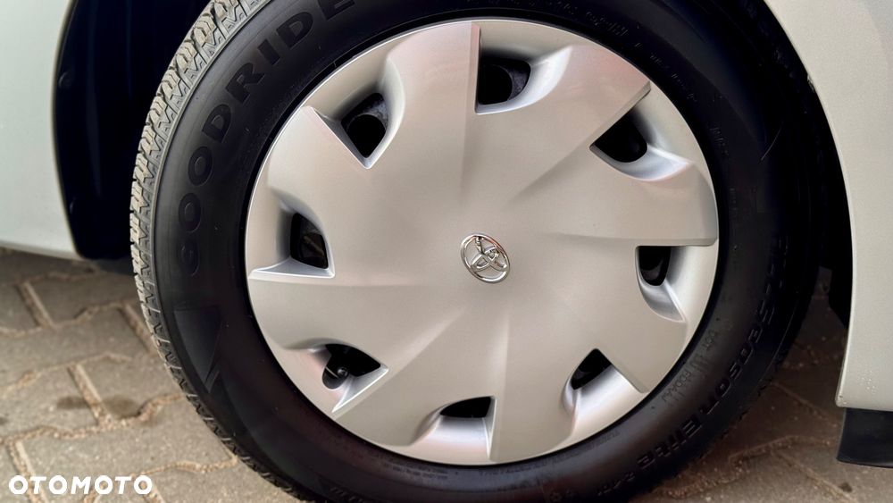 Toyota Verso S 1.33 VVT-i Cool - 40