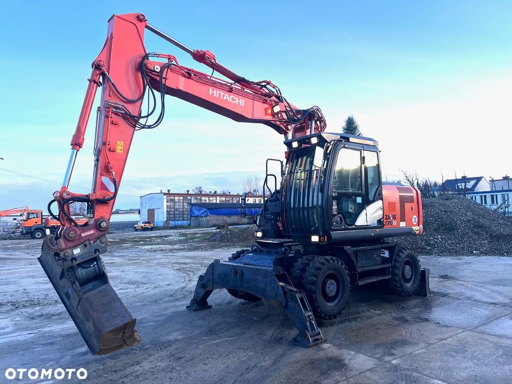 Używany Hitachi ZX 170W-5B 2600 MTH 2 ŁYŻKI OILQUICK POWERTILT