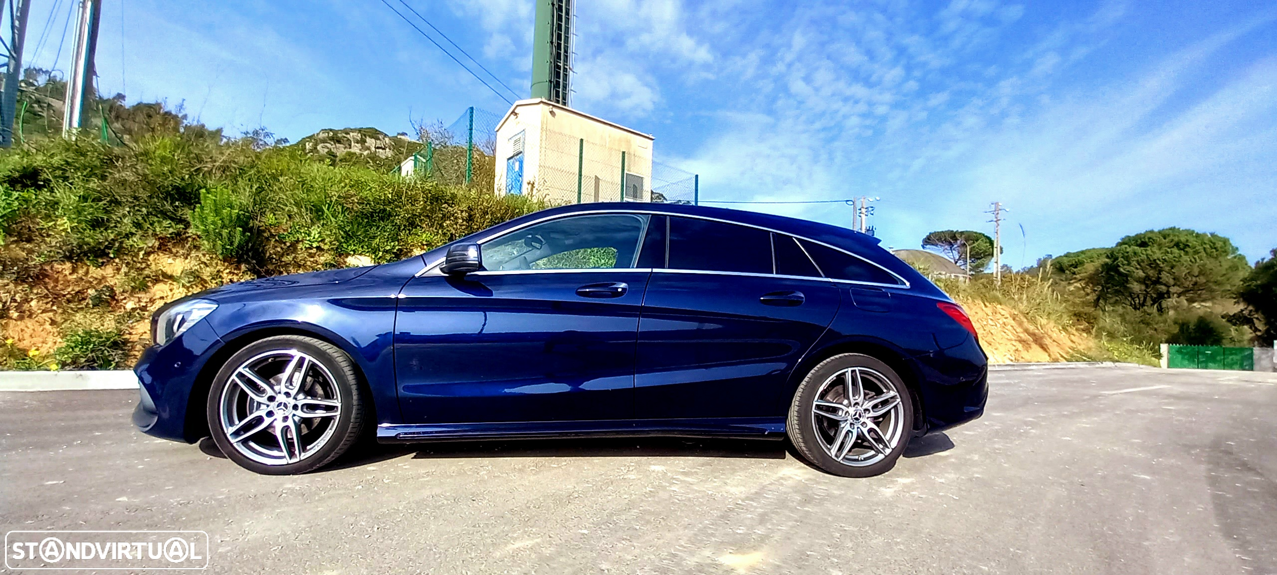 Mercedes-Benz CLA 200 d Shooting Brake AMG Line - 3