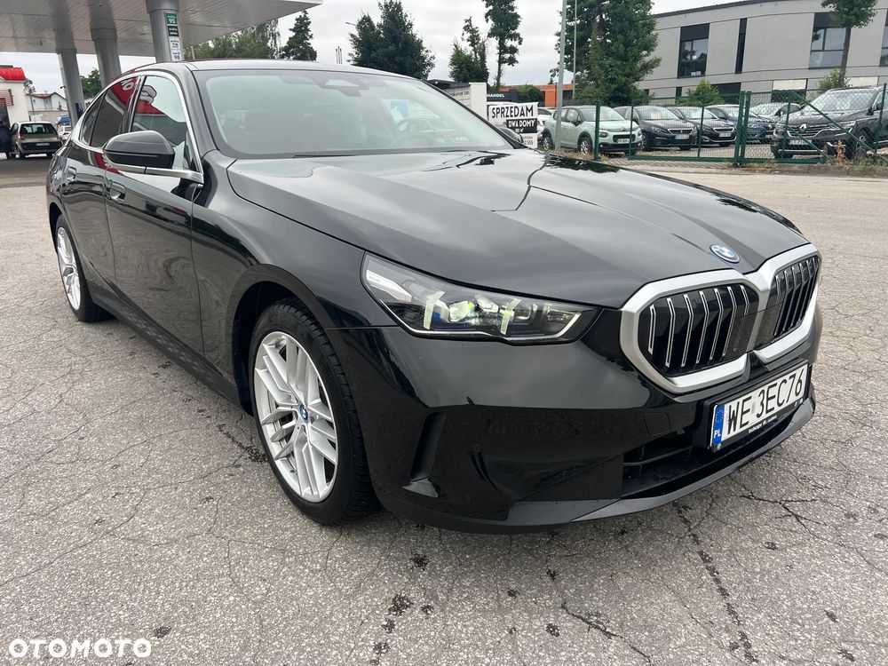 BMW Seria 5 530e PHEV - 2