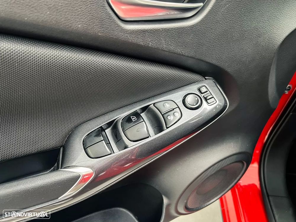 Nissan Juke 1.0 DIG-T N-Connecta - 19