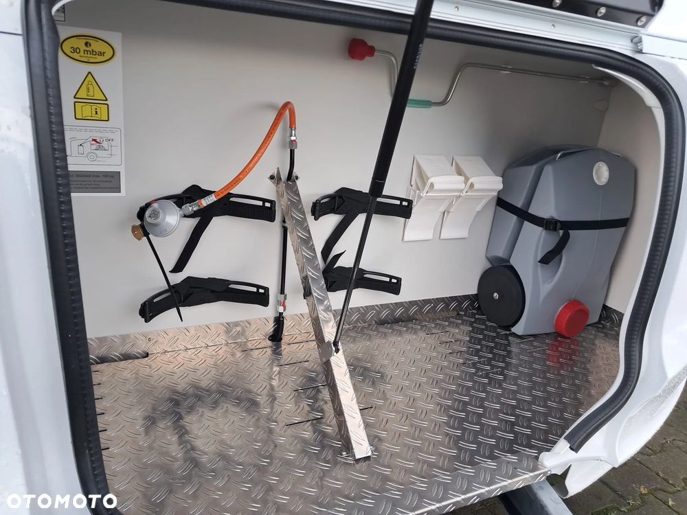 LMC SASSINO 470K Nowa  6 osobowa od Dealera z Polski FV23% - 16