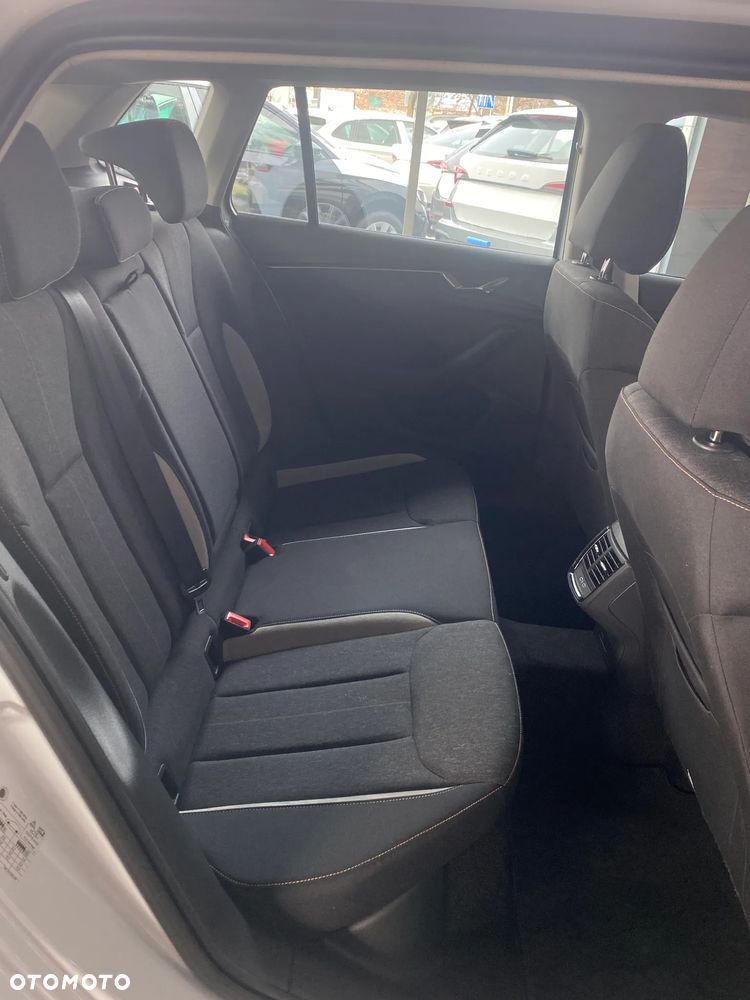 Skoda Kamiq 1.5 TSI Selection DSG - 12