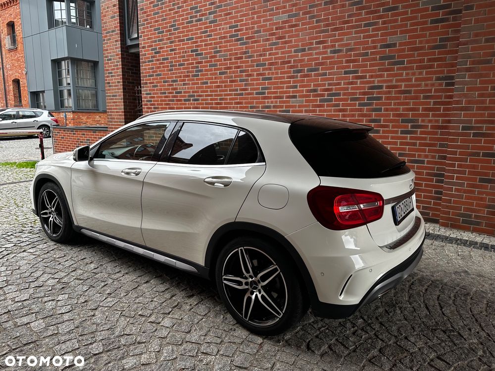 Mercedes-Benz GLA 200 (CDI) d 4-Matic - 35