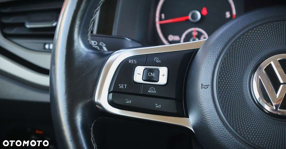 Volkswagen Polo - 23