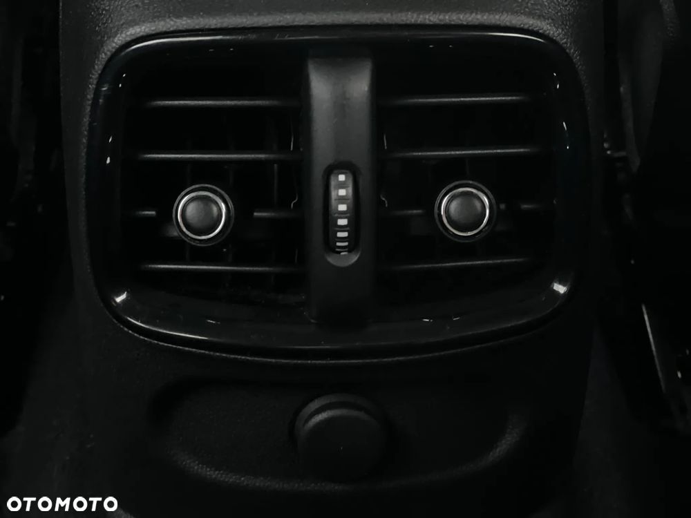 MINI Clubman - 25