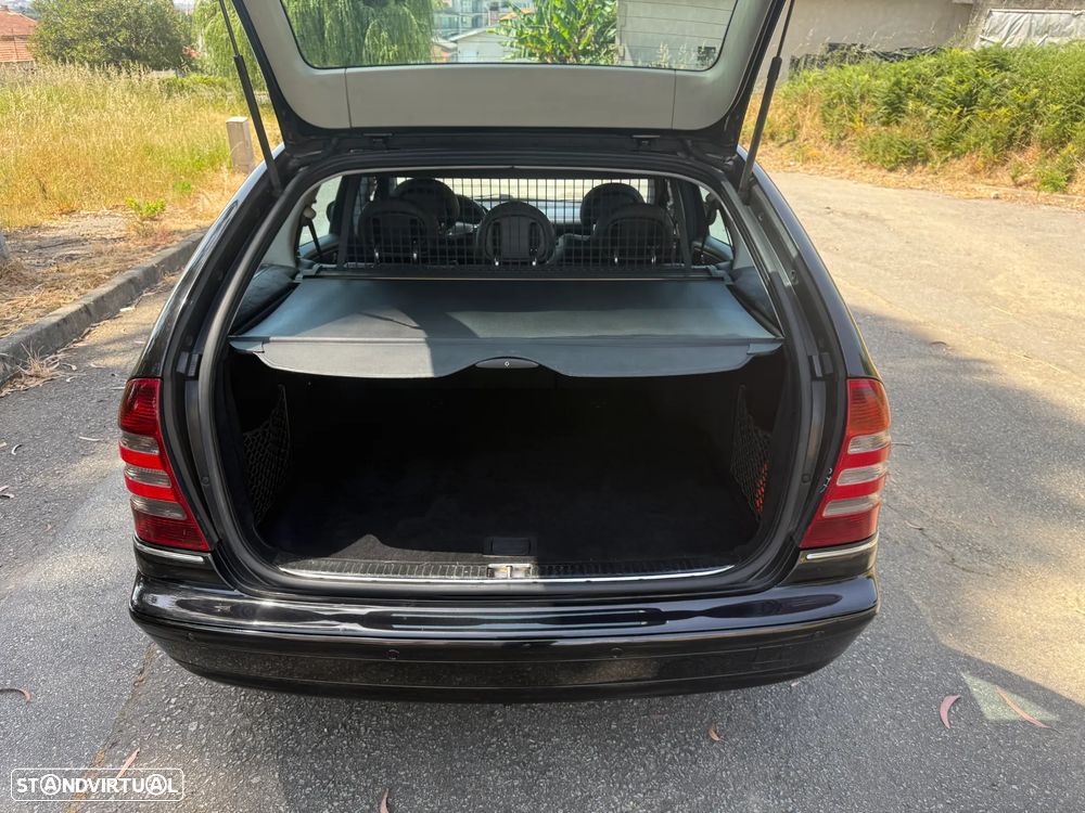 Mercedes-Benz C 220 - 25