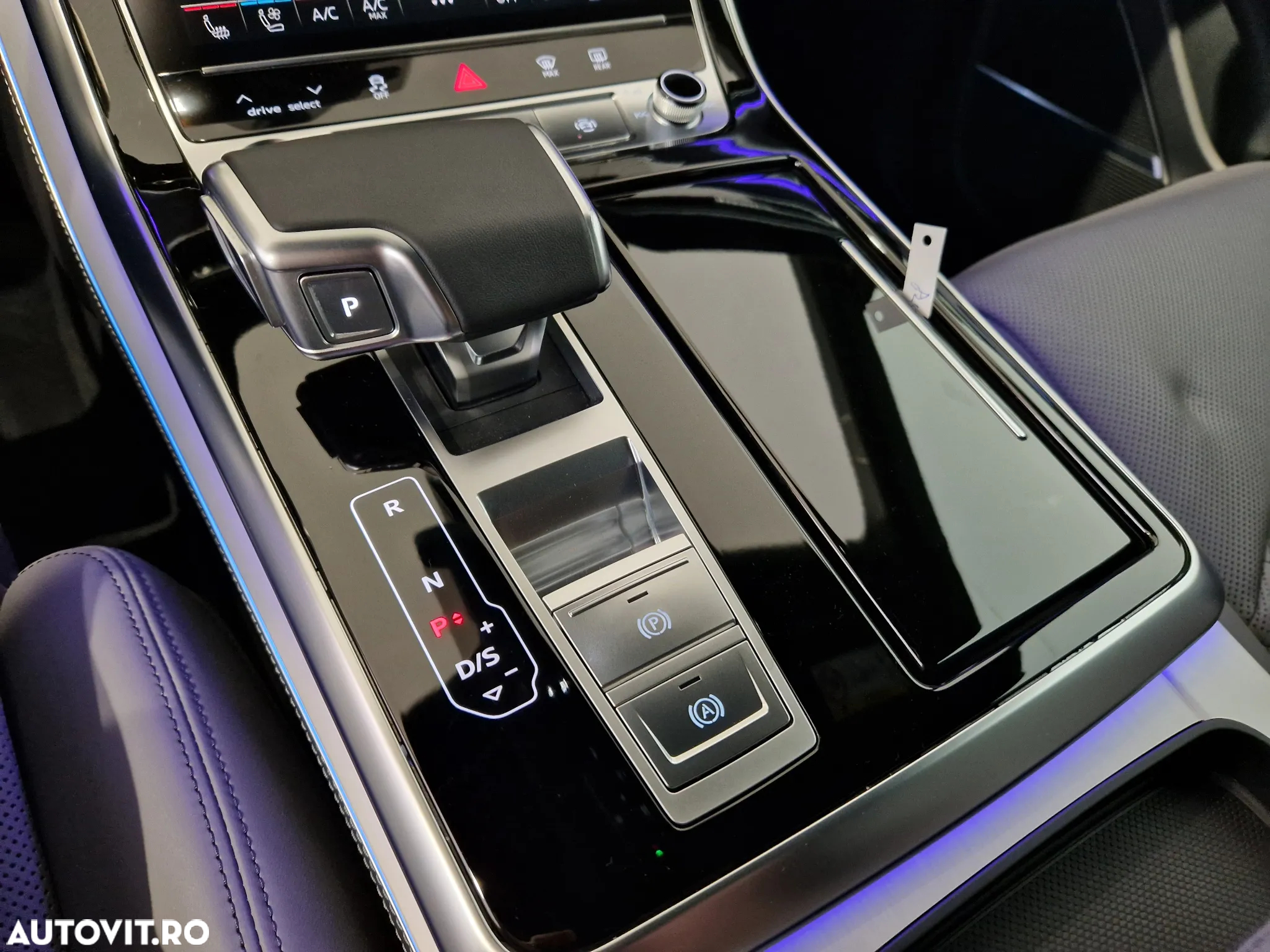Audi Q8 55 TFSI e quattro Tiptronic PHEV - 33
