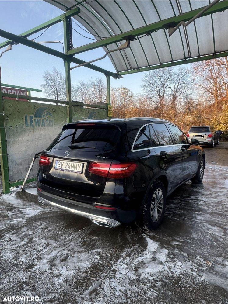 Mercedes-Benz GLC 220 d 4MATIC - 10