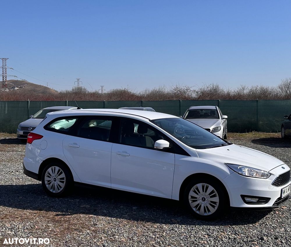 Ford Focus 1.5 EcoBlue Active Business - 3