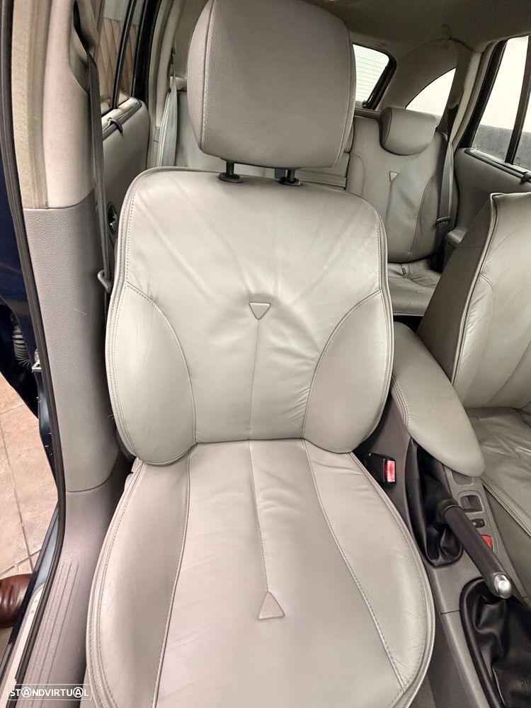 Renault Laguna Break 1.9 dCi Privilège - 33