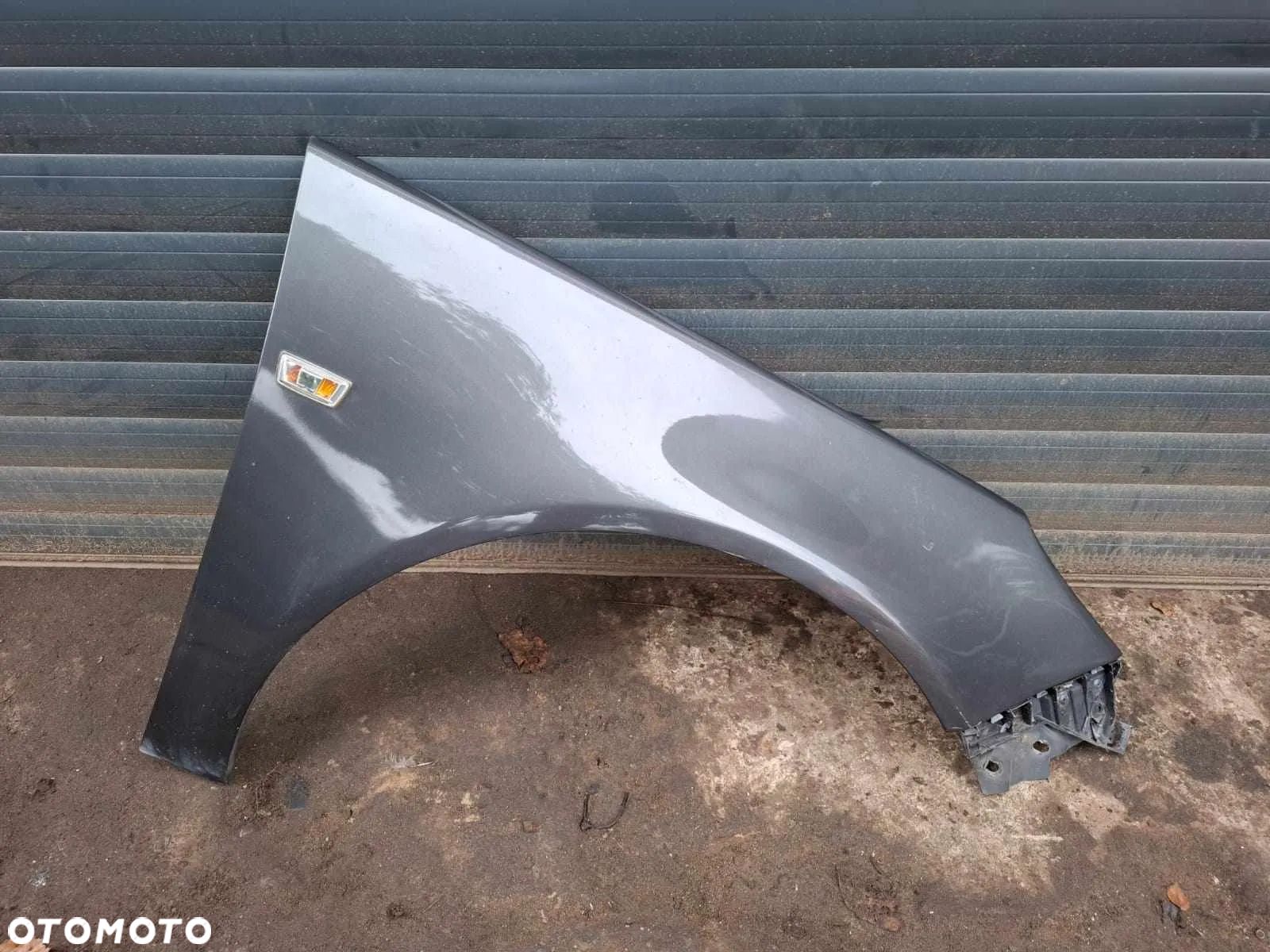 PRAWY BŁOTNIK PRZEDNI PRZÓD OPEL INSIGNIA A I Z177 - 1
