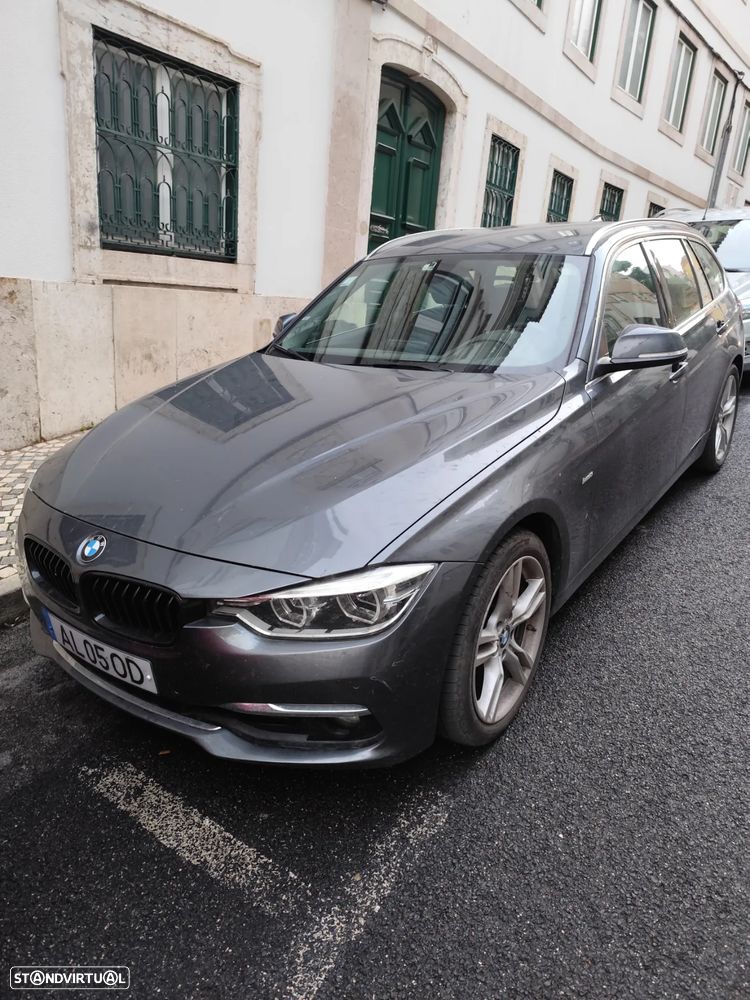 BMW 320 d Touring Aut. Luxury Line - 1
