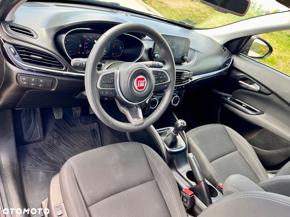 Fiat Tipo 1.0 T3 - 6