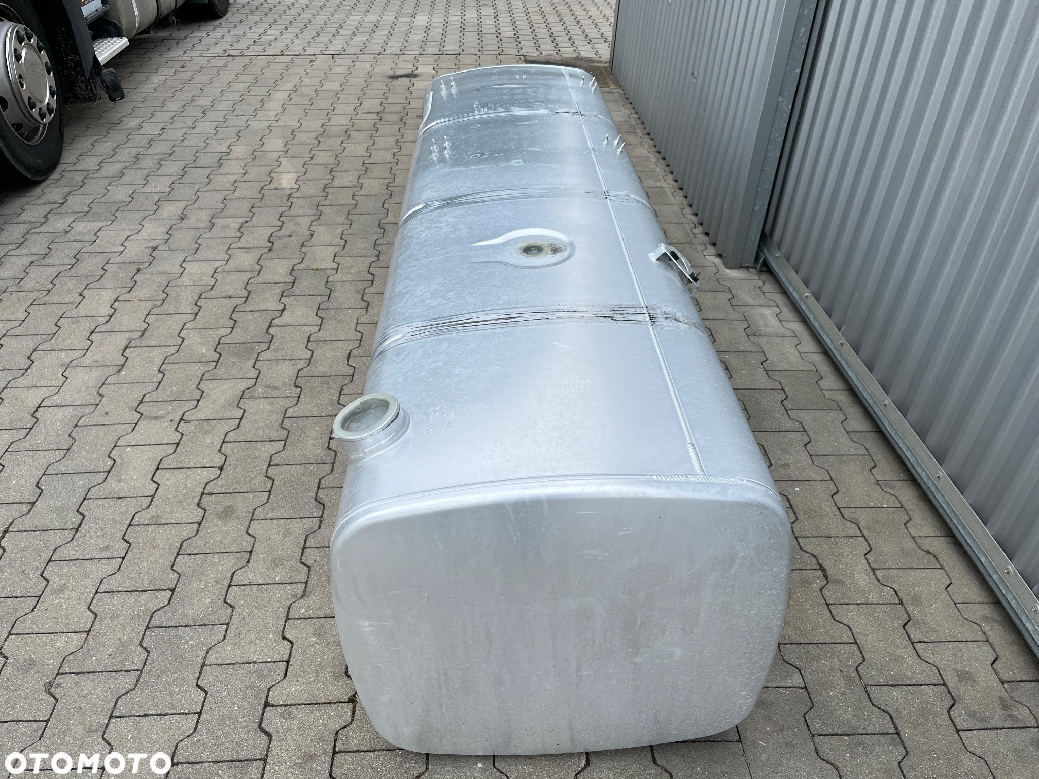 Zbiornik paliwa DAF XF CF 845 litrów bak - 4