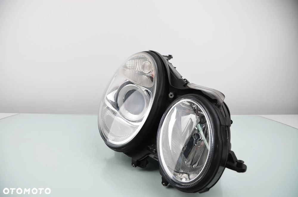 MERCEDES W211 BI-XENON A2118202061 z modułami Prawy Przedni Oryginał - 3