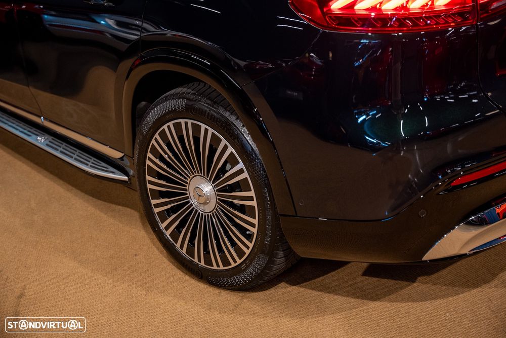 Mercedes-Benz EQS SUV Maybach 680 - 8