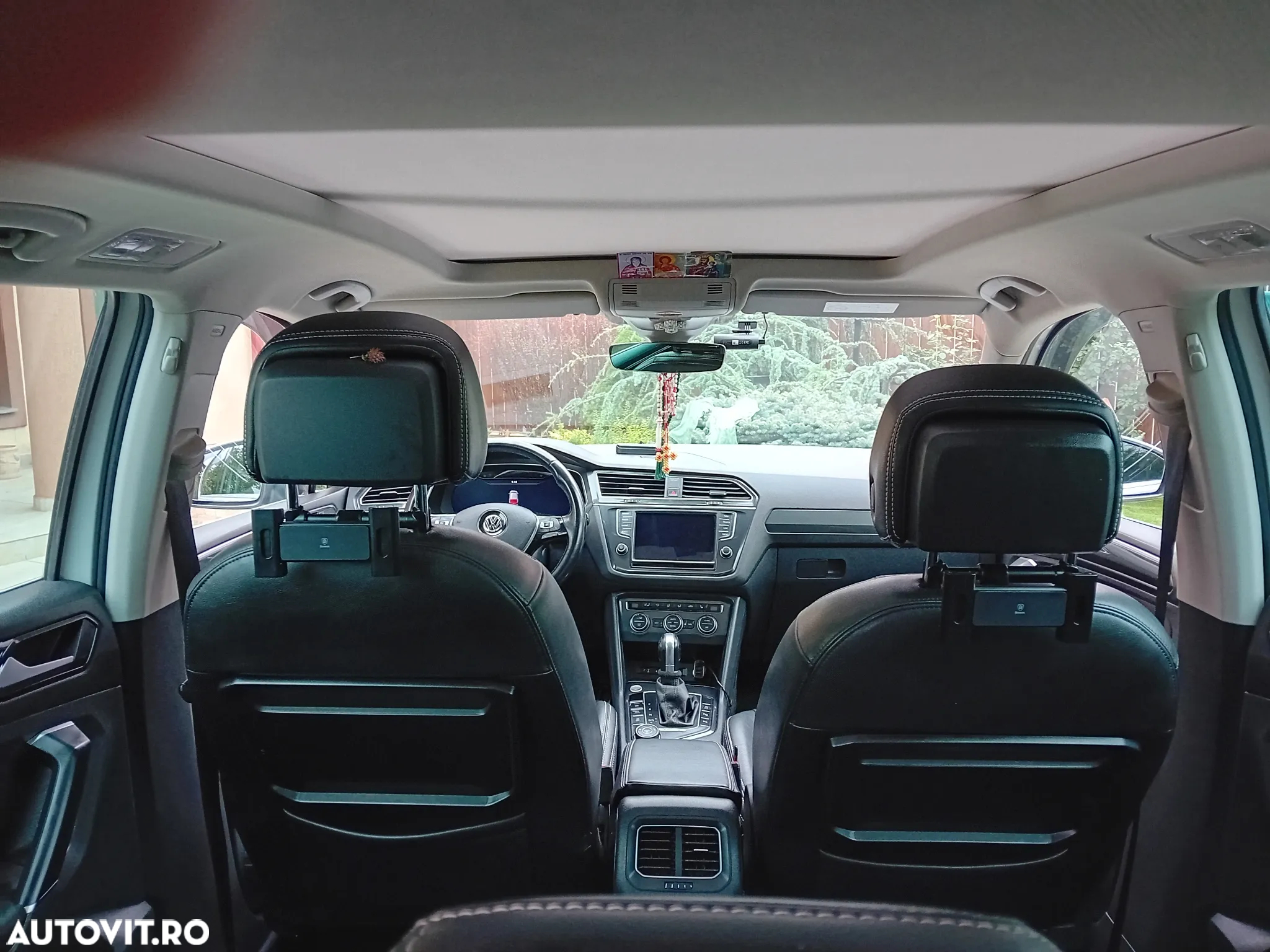 Volkswagen Tiguan - 24