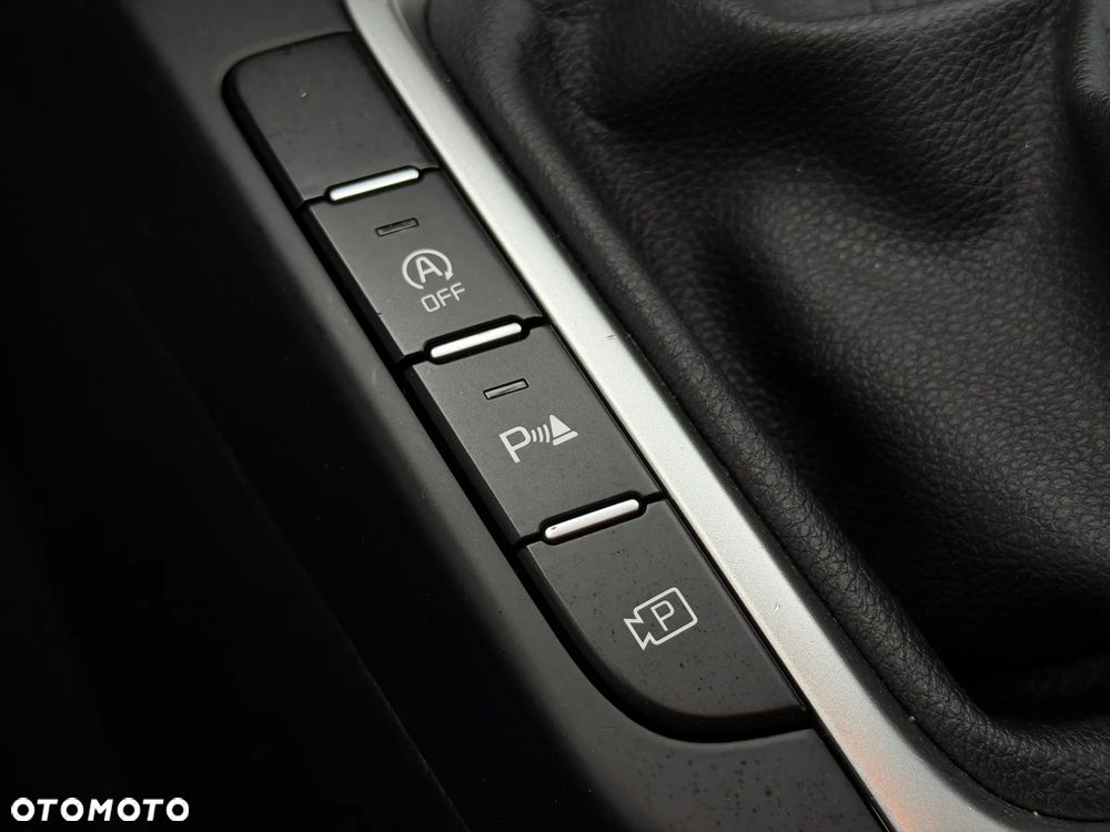 Kia Ceed 1.5 T-GDI M - 20