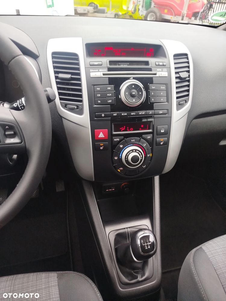 Kia Venga 1.6 CVVT Dream-Team Edition - 13